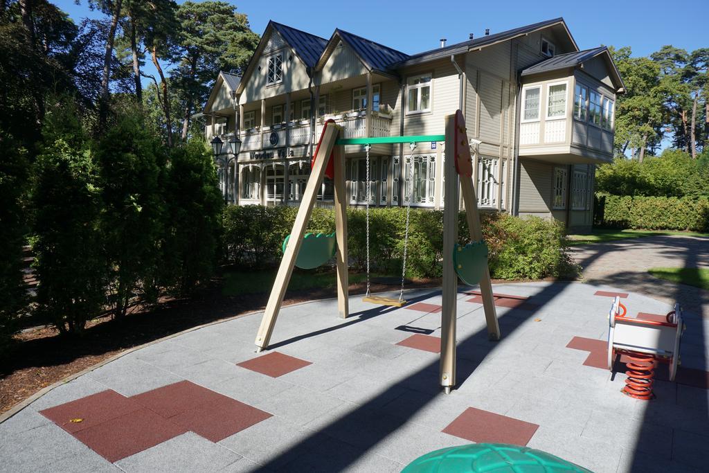 Wooden Villa Apartments Jūrkalne Eksteriør bilde